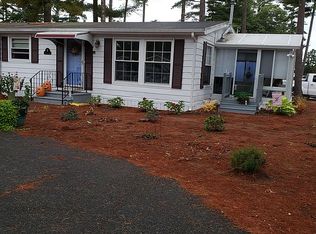 104 Castle Dr, West Wareham, MA 02576