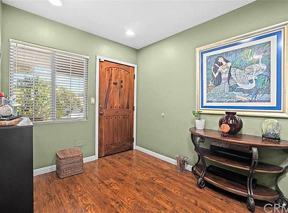4th image of 1808 Brockwell Ave