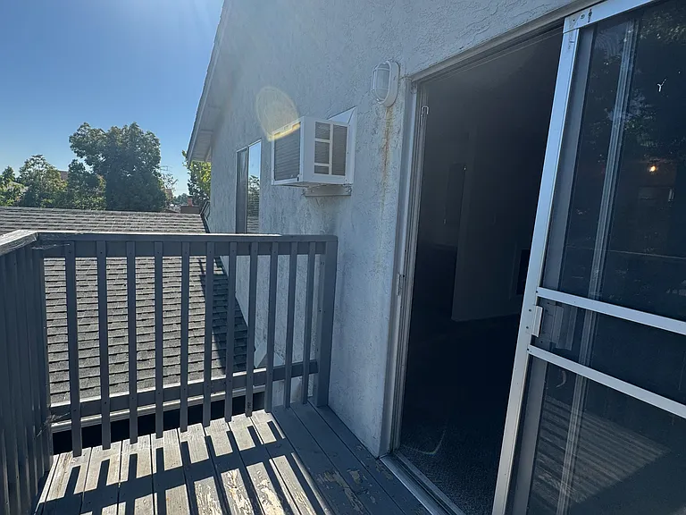 118 Yorkshire Ct #D — Photo 26