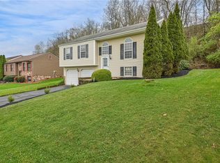 4827 Bayfield Rd, Allison Park, PA 15101