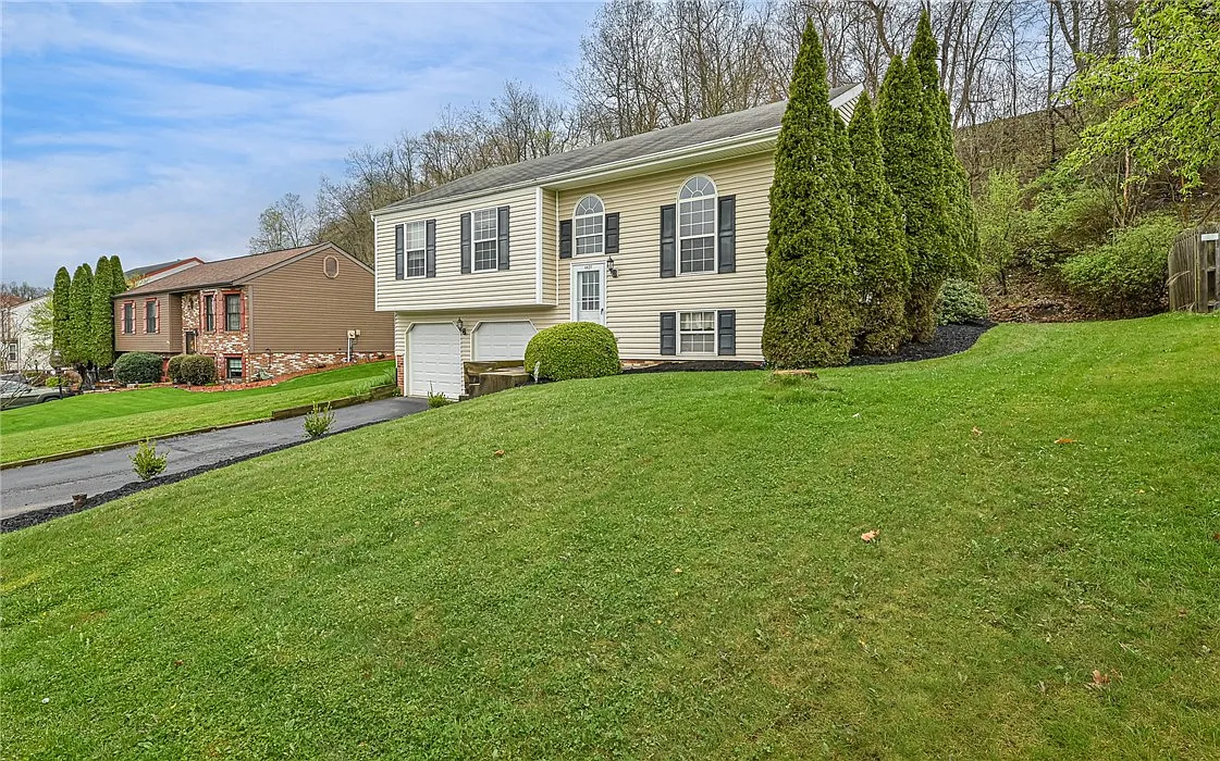 4827 Bayfield Rd photo 1