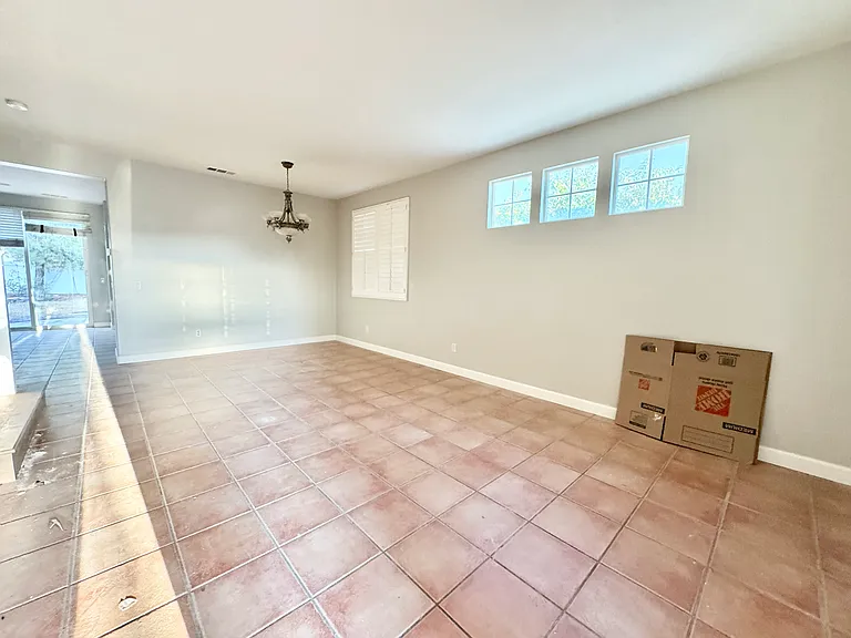 2871 Pinta Ct — Photo 3