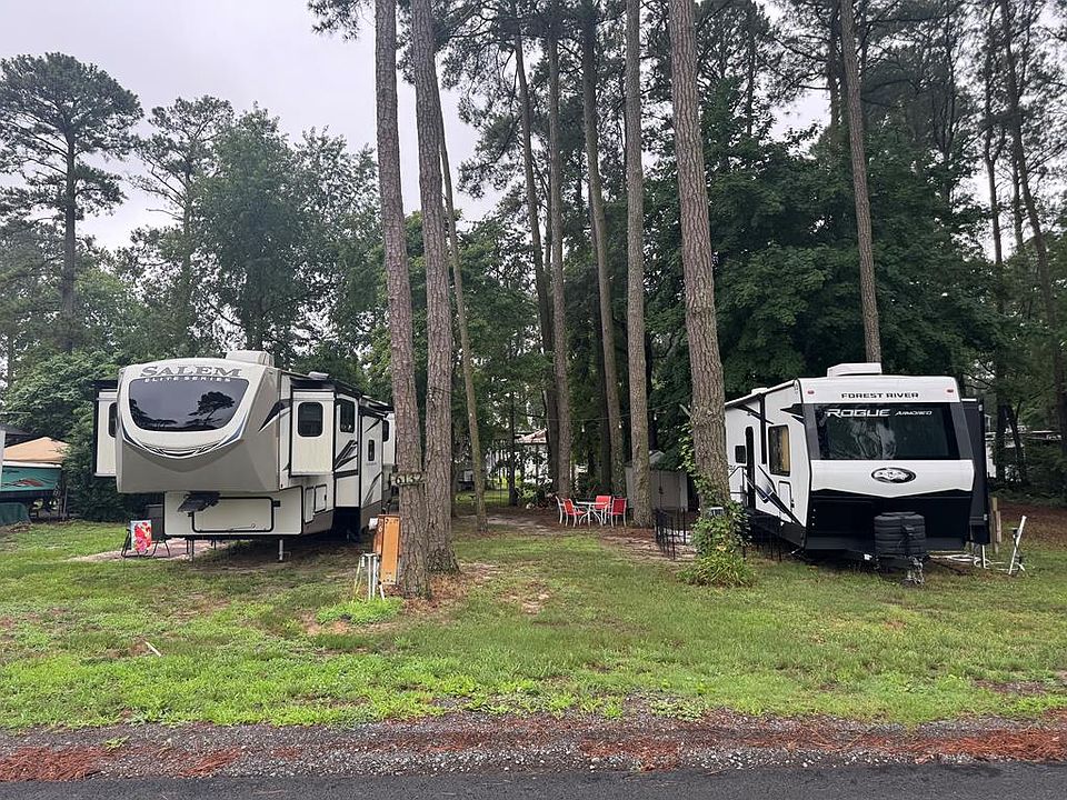 1st image of 15 & 16 Bay Breeze Dr #15&16
