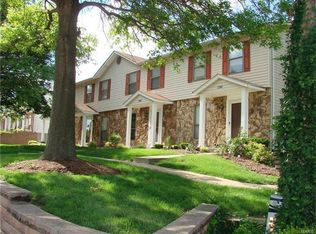 1343 Sunburst Dr, O'Fallon, MO 63366