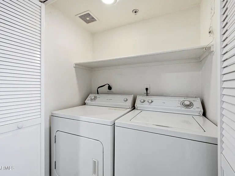 7021 E Earll Dr #112 — Photo 21