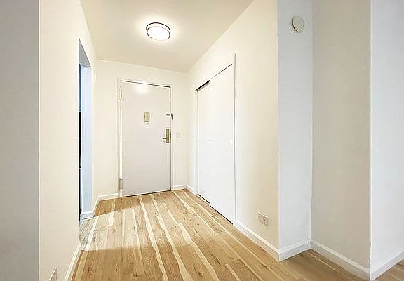 3rd image of 372 Central Park W APT 4T