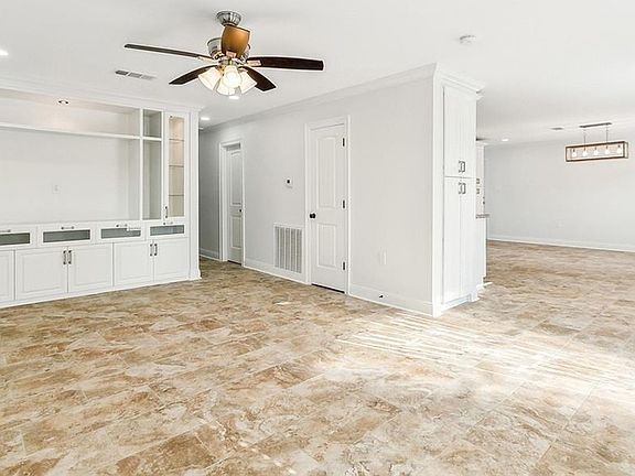 5th image of 3413 W Louisiana State Dr