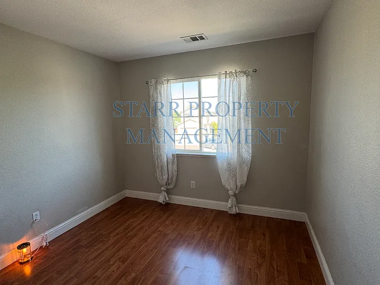 4919 Tyler Ct — Photo 22