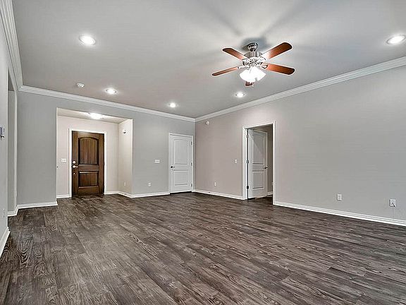 2nd image of 1510 SE 22nd St