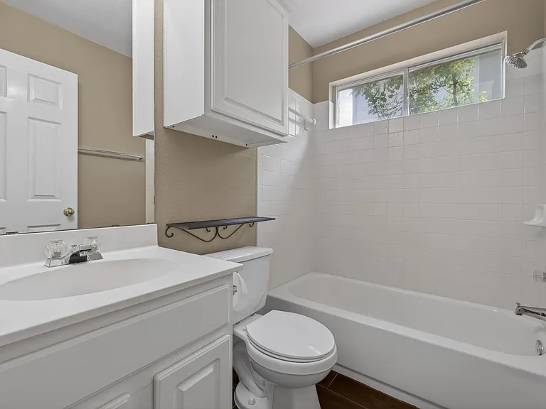 907 Settlement Cv — Photo 27