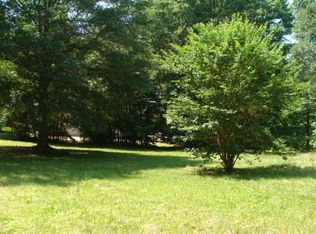 100 S Valley Ln, Greenville, SC 29611