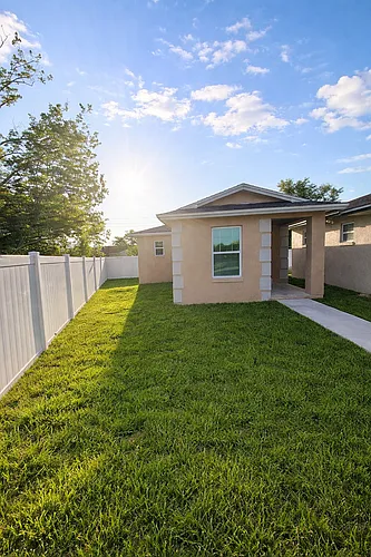 7204 Plantain Dr Photo 1