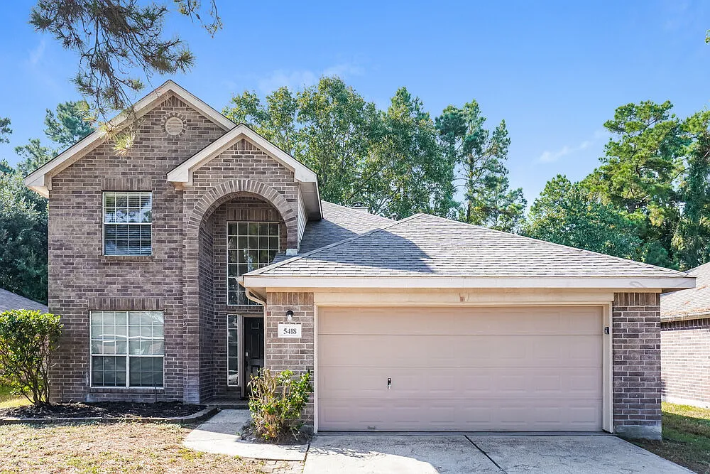 4 bed, 2.5 bath, 2162 sqft, $1,980 — Photo 1