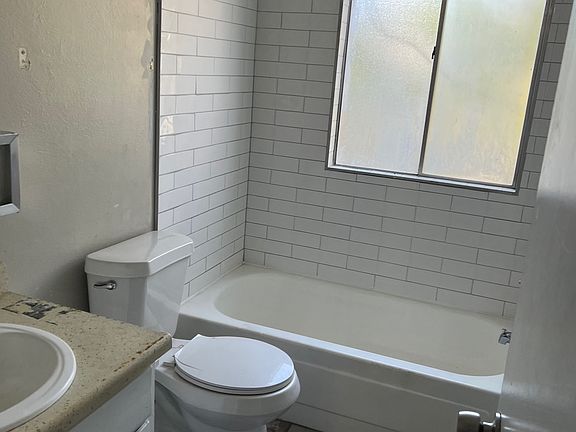 4th image of 1205 Yosemite St APT 11