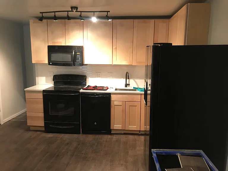 1133 Straight Creek Dr #J101 — Photo 1