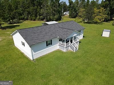 3rd image of 95 Meadow Rd