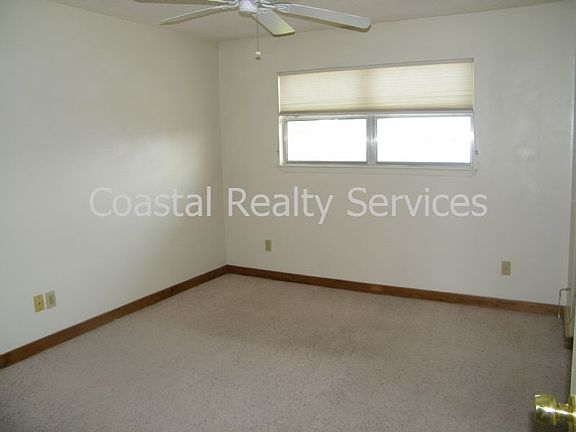 5th image of 372 Bluefish Dr APT 209