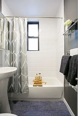 Rented by Compass | media 9