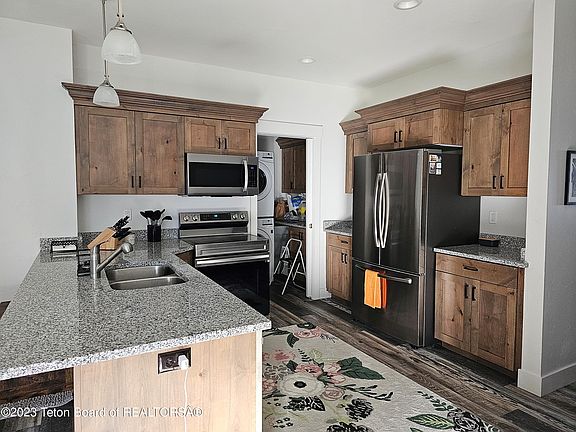 4th image of 314 Snake River Dr Unit 1