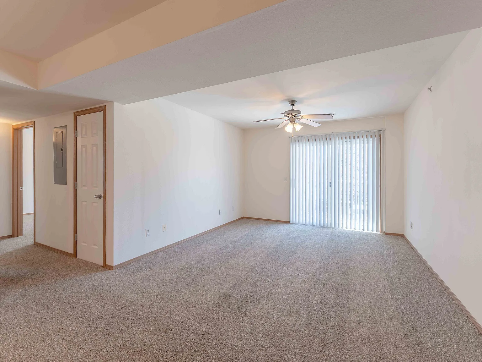 Battlefield Park Apartments — Photo 4