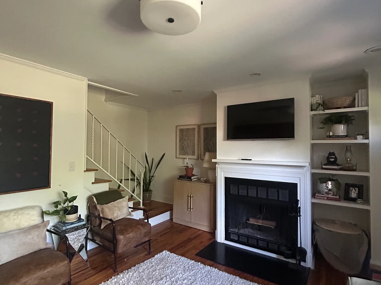 2 bed, 928 sqft, $1,950 — Photo 2