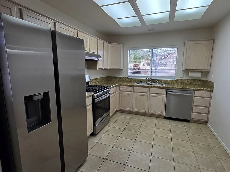 3117 Birch Grove Ct — Photo 10