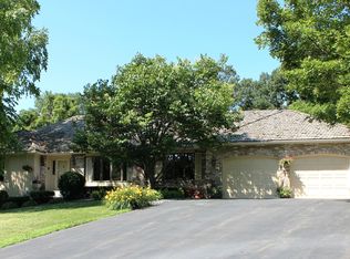 2518 Old Bridge Ln, Hastings, MN 55033
