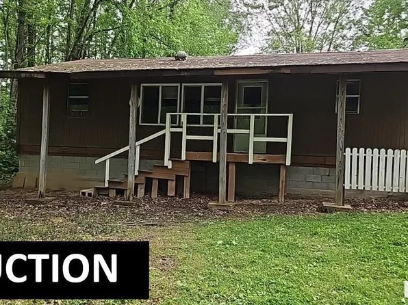 1233 W Harrison Rd, Murphysboro, IL 62966