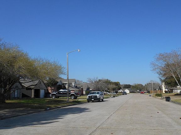 5th image of 1312 Carefree Dr