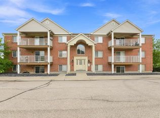 3383 Emerald Lakes Dr Unit 2d, Cincinnati, OH 45211