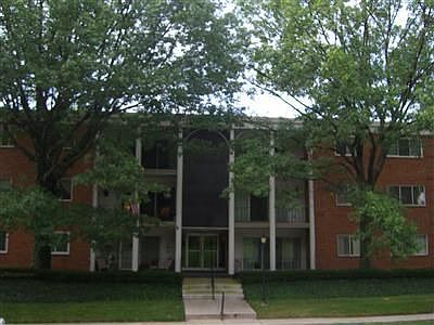 2nd image of 3225 Southdale Dr APT 9