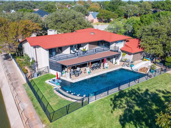 2909 Woodlake Dr, Abilene, TX 79606