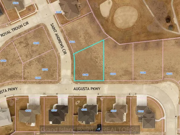 4240 Augusta Pkwy, Grand Island, NE 68803