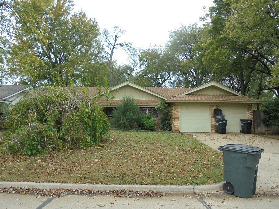 1st image of 3113 Oakbrook Dr
