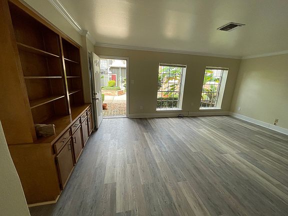 5th image of 1601-1619 Tremont #6