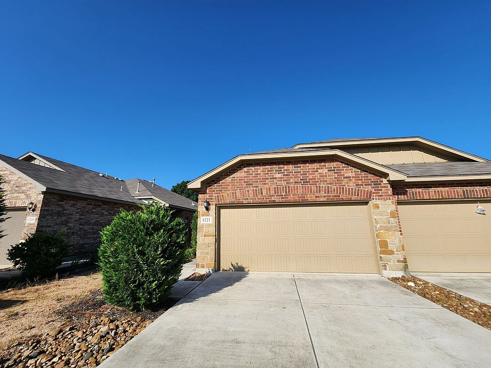 1st image of 1221 Old Fm 306