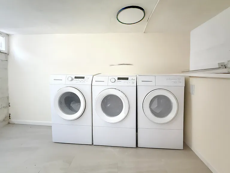 244 Lincoln Ave #2 — Photo 14