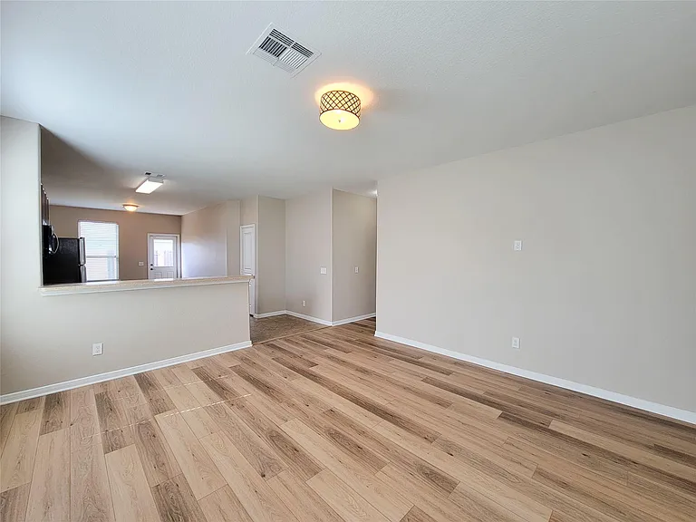 6535 Dayridge Ln — Photo 15