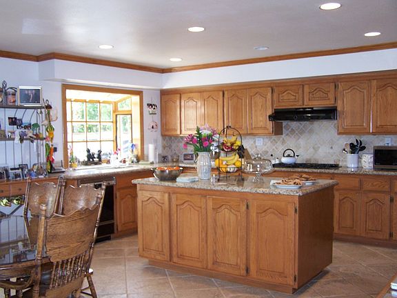 2nd image of 1364 King James Ct