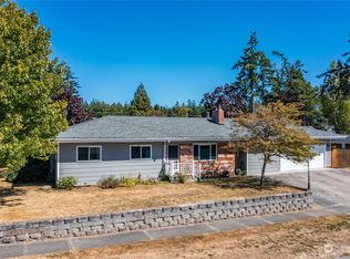 480 NE Ronhaar St, Oak Harbor, WA