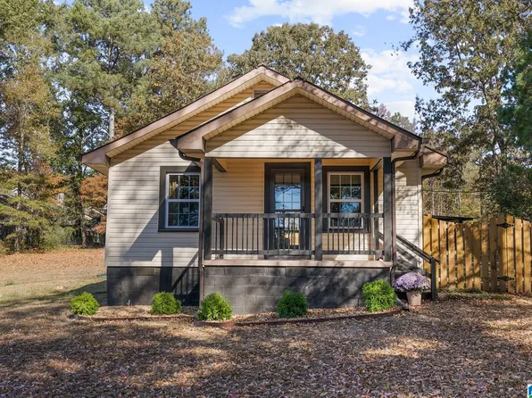 3963 Woodhaven Rd, Birmingham, AL 35244