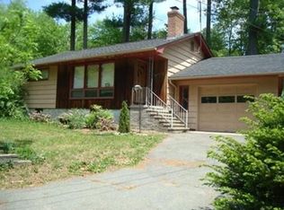 22 Poole Rd, Belchertown, MA 01007