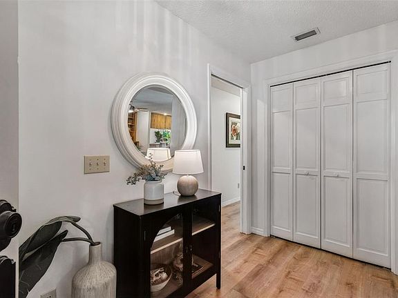 5th image of 16509 ROUND OAK DRIVE