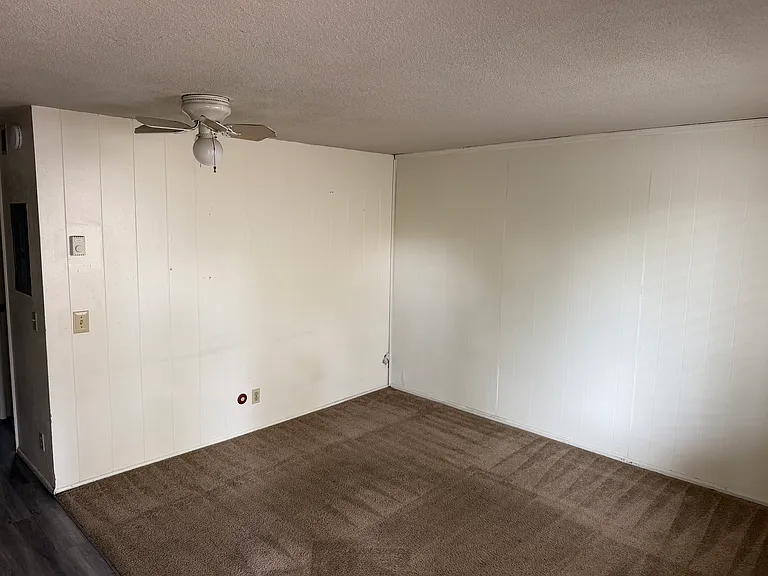1350 Charnelton St #8 — Photo 1