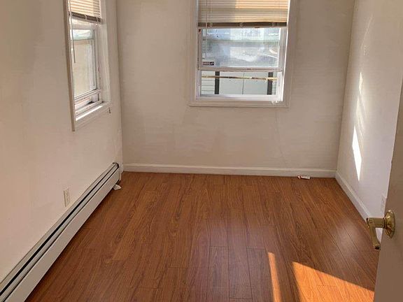3rd image of 30 Bay 41st St #1FL