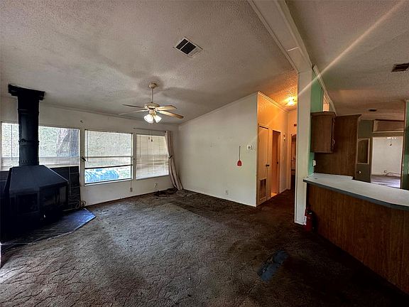 3rd image of 119 Cedar Forest Rd