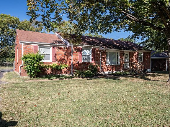 2nd image of 1026 Meadowview Dr