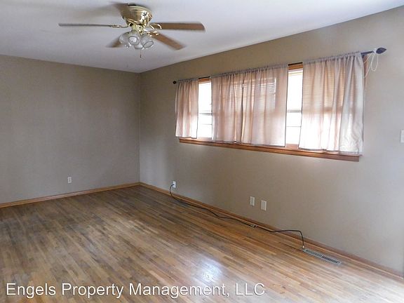 4th image of 1712 Lawndale Ave