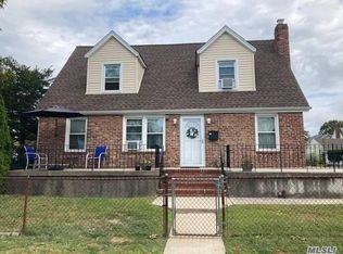 50 2nd Ave #1, New Hyde Park, NY 11040