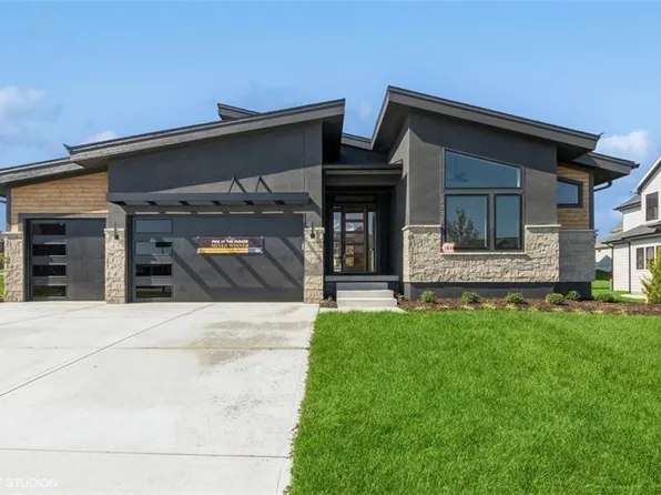 17732 Slater St, Overland Park, KS 66013